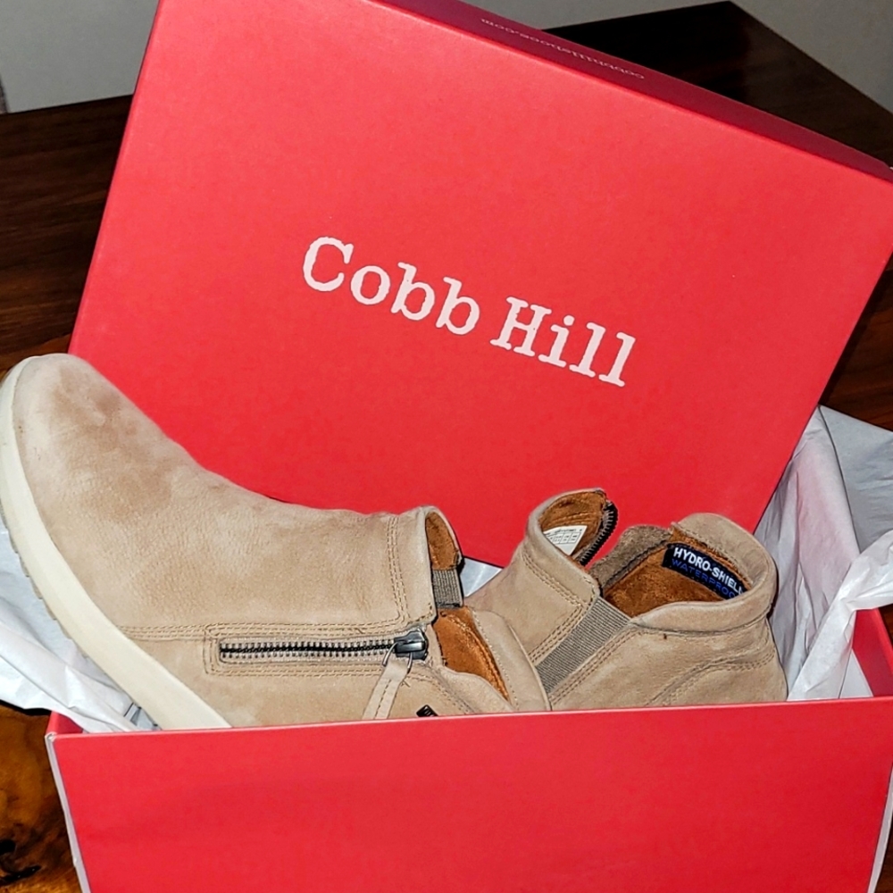 Cobb Hill, zip sneaker boot, US 7, Taupe color